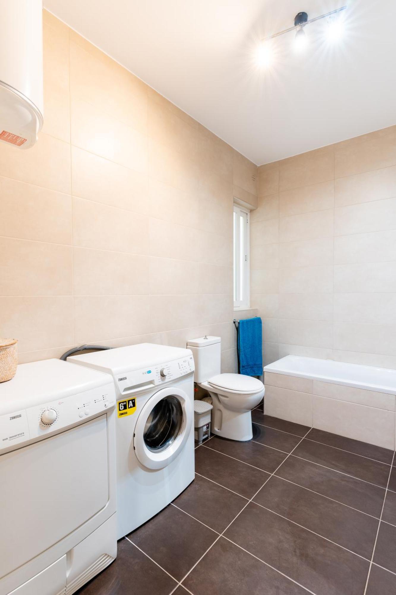 2 Bedroom In Central St Julians Prime Location In Paceville Apt 3 By Vaganza San Ġiljan Kültér fotó