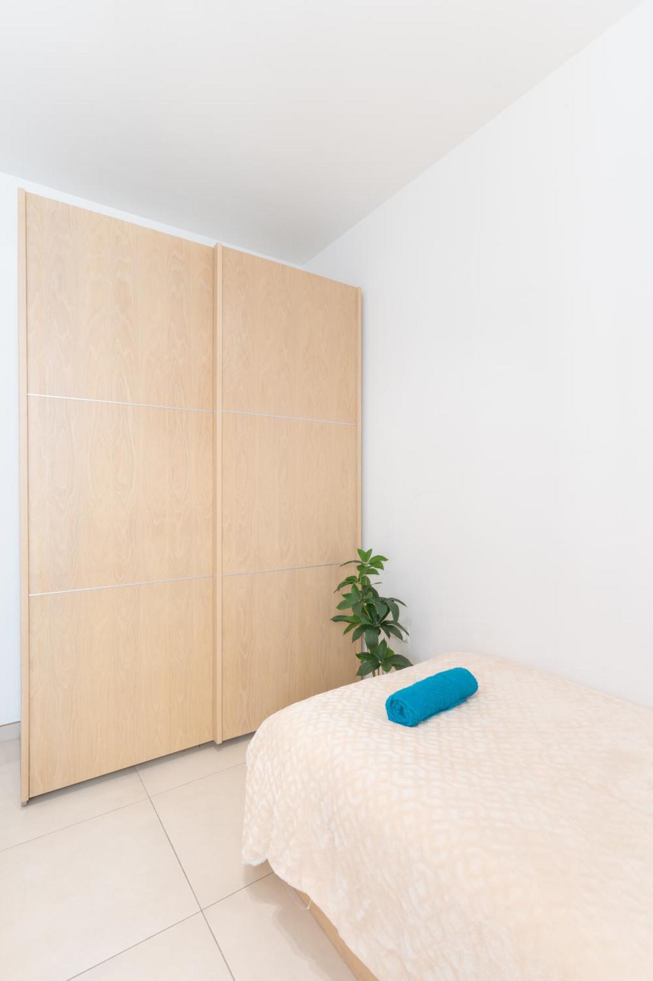 2 Bedroom In Central St Julians Prime Location In Paceville Apt 3 By Vaganza San Ġiljan Kültér fotó