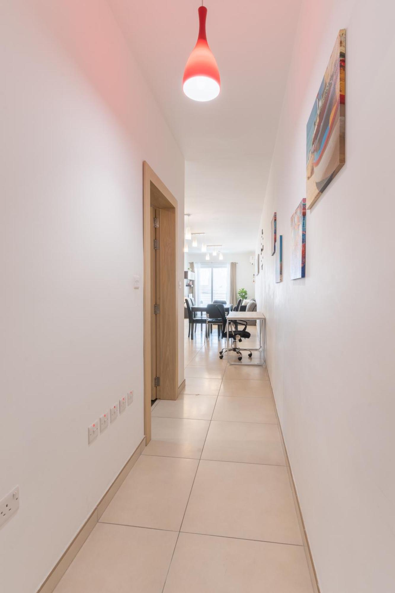 2 Bedroom In Central St Julians Prime Location In Paceville Apt 3 By Vaganza San Ġiljan Kültér fotó