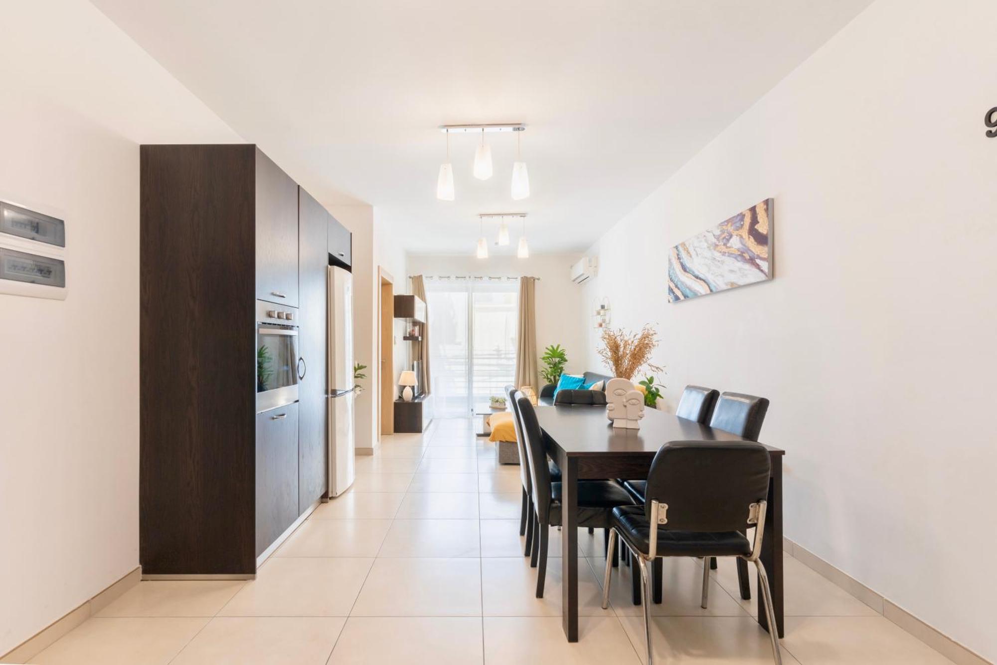 2 Bedroom In Central St Julians Prime Location In Paceville Apt 3 By Vaganza San Ġiljan Kültér fotó